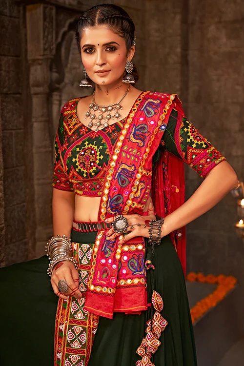 Green Color Embroidered Ethnic Traditional Navratri Chaniya Choli