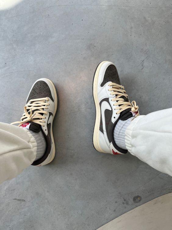 Air Jordans Retro 1 Travis Scott Travis Mocha - WeftKart