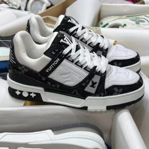 Louis Vuitton 2 Trainers - WeftKart