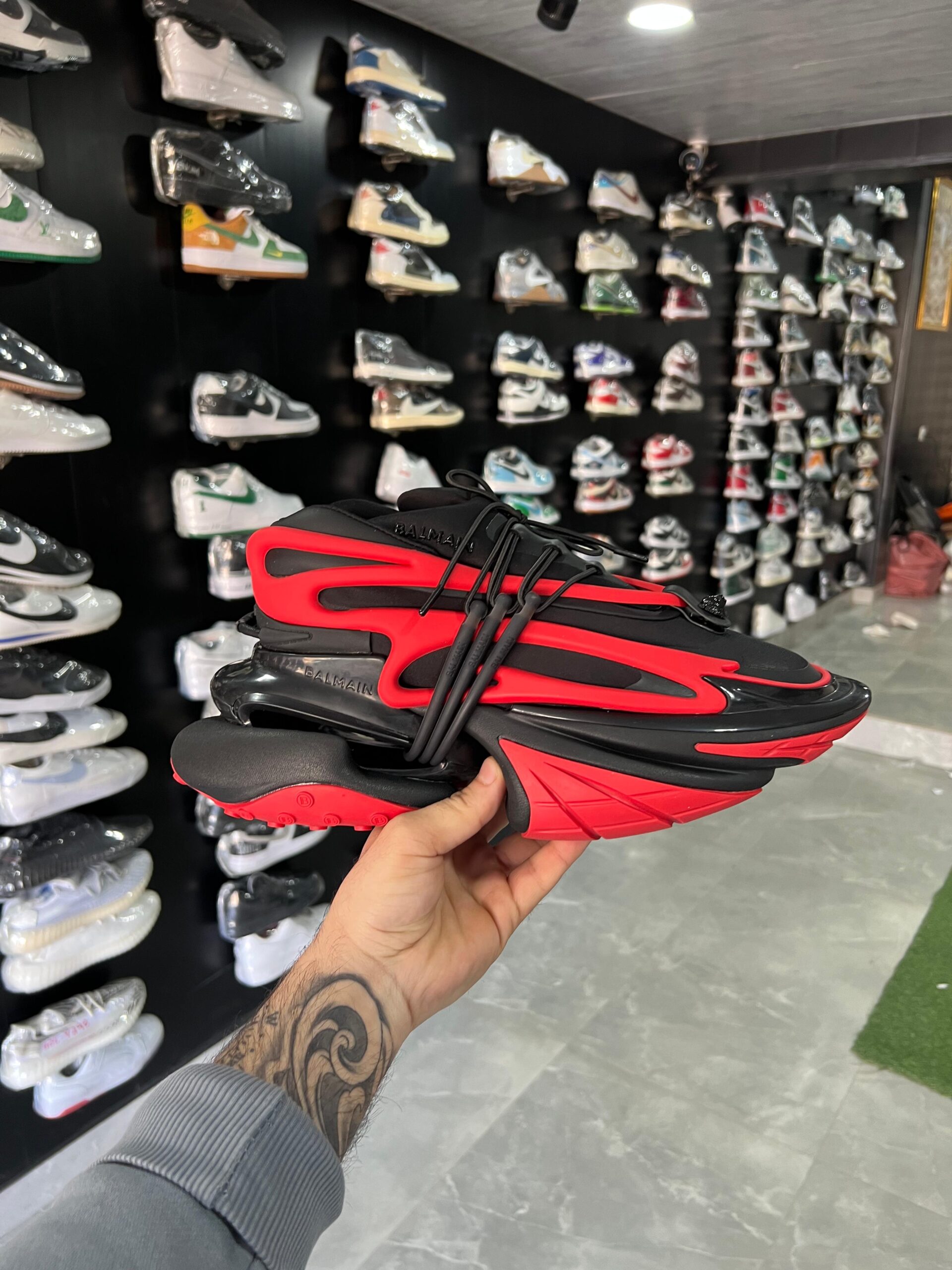 Balmain Synthetic Unicorn Sneakers