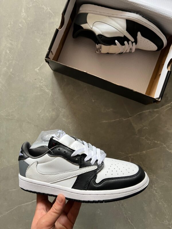 Branded Air Cut Low Travis Scott Sneakers
