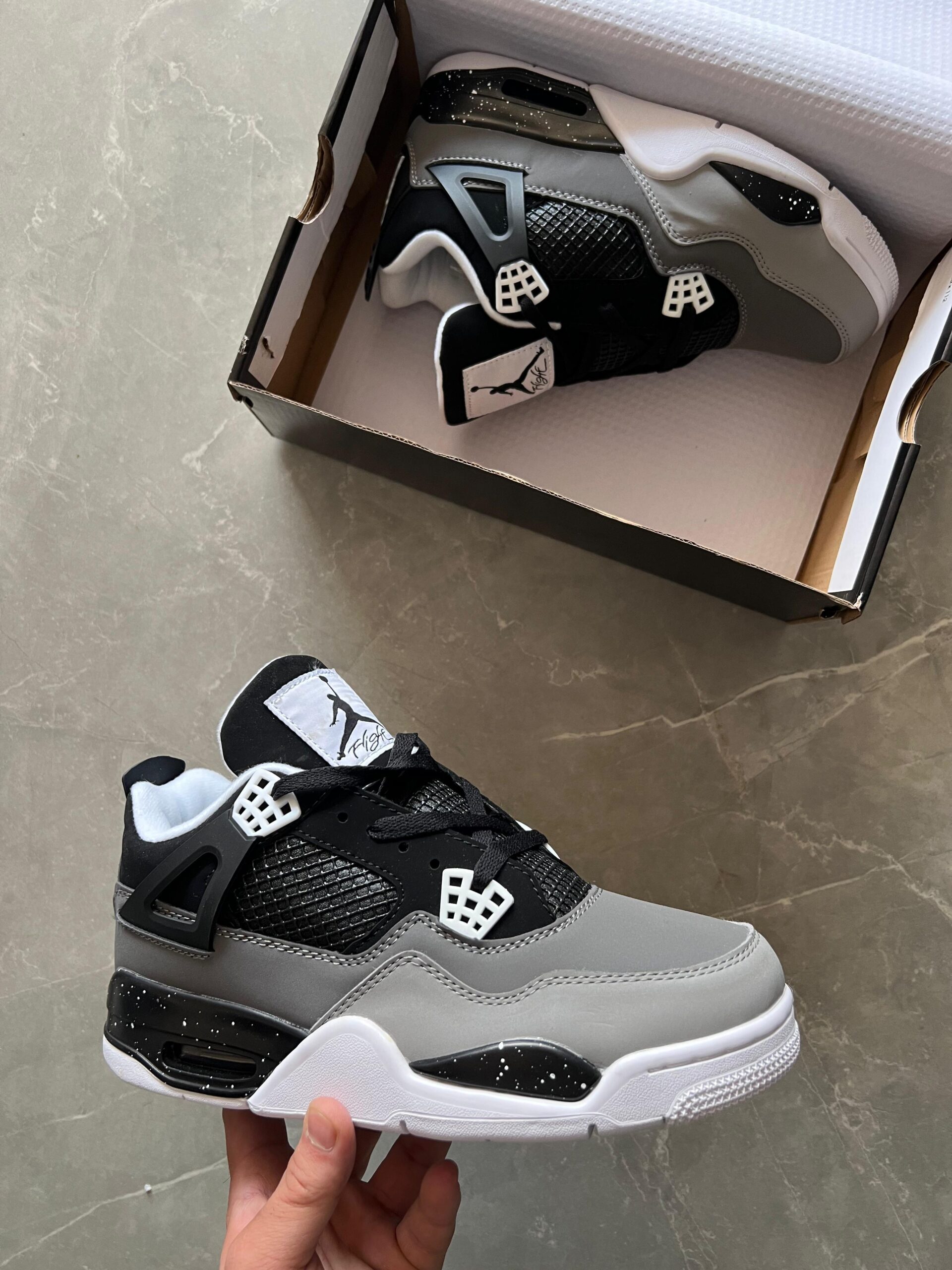 Branded Retro 4 Fear Pack 2024 Sneakers