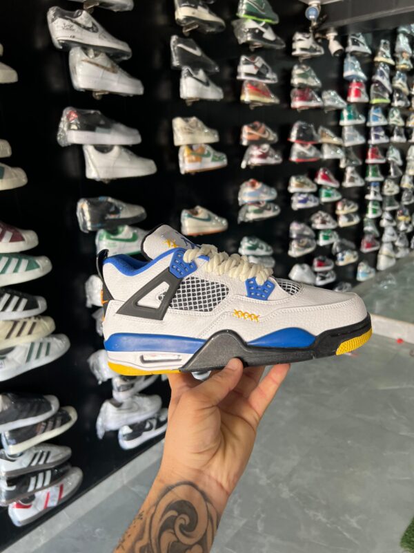 Branded Jordan Retro 4 1st Copy of Shoes (White and Blue)