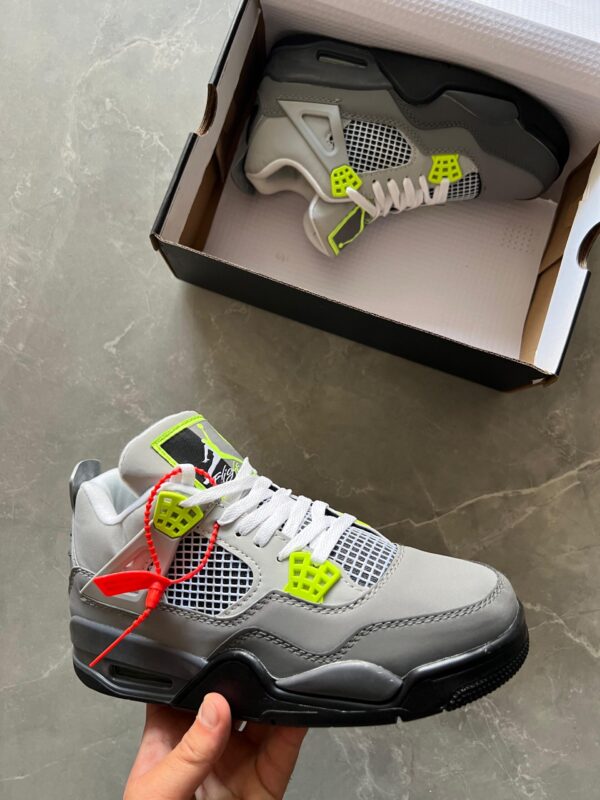 Branded Jordan Retro 4 First Copy