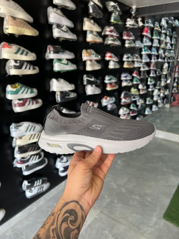 Branded Skechers Go Walk Arch Fit (Gray)