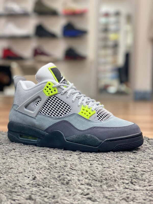 Branded Jordan Retro 4 (Gray)