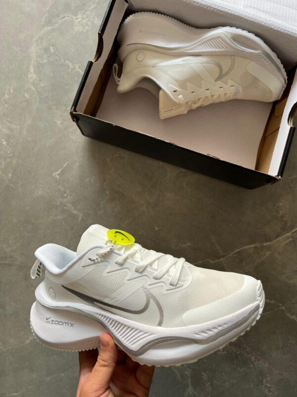 Branded Nike Zoom Smiley 2024 1st Copy Shoes (White)