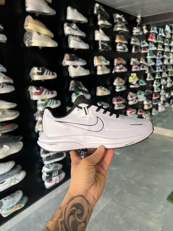Branded Nike Vomero Speed S 1st Copy Shoes (White)