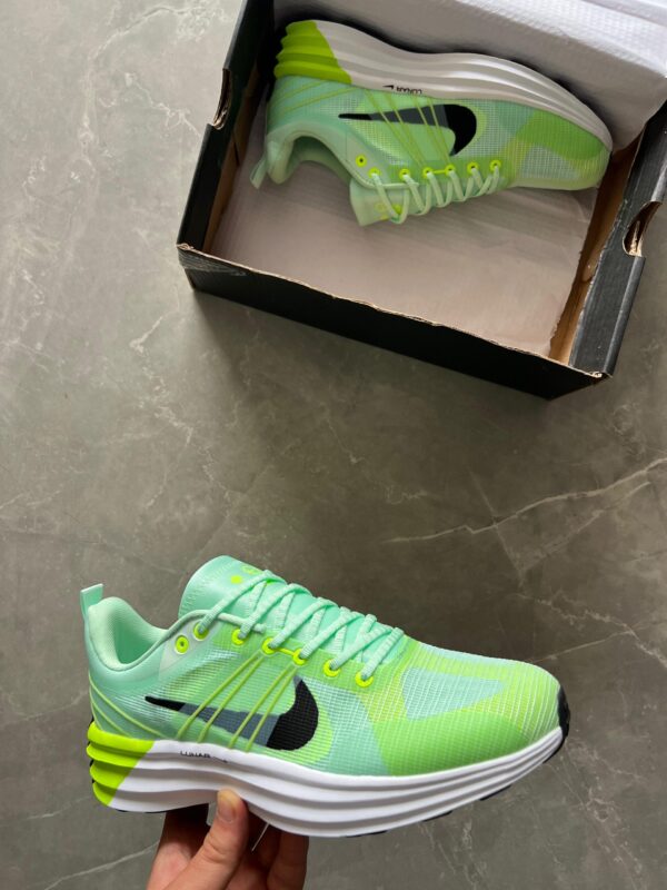 Nike Lunar Roam Sneakers - WeftKart