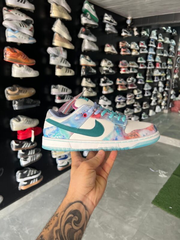 Nike SB Dunk Low Futura Laboratories Bleached Aqua