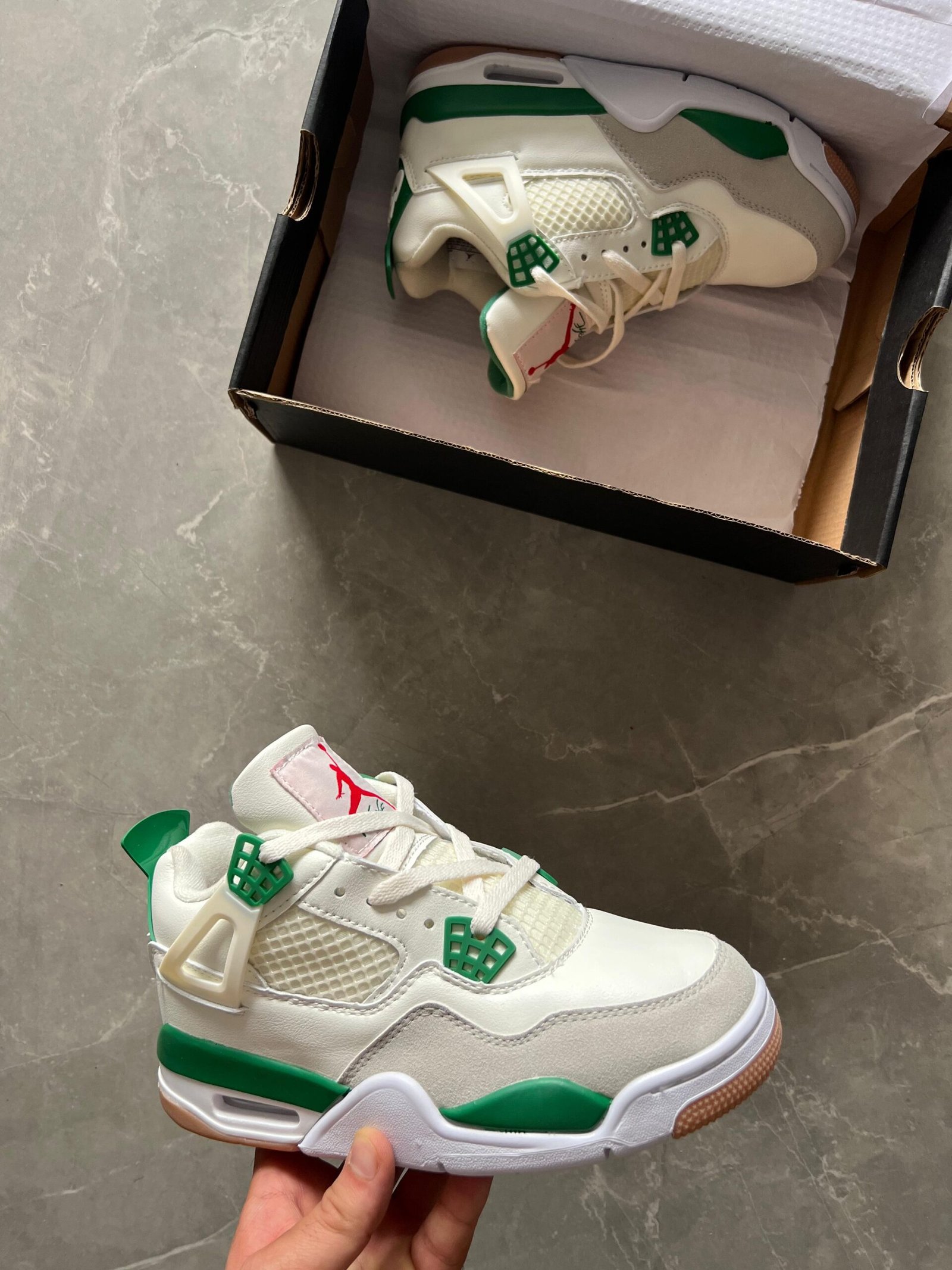 Green jordans for girls deals