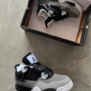 Jordan Retro 4 Shoes for Girls - Black & Gray