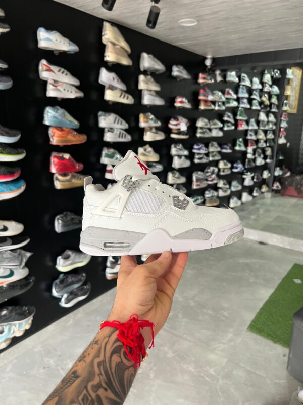 Jordan Retro 4 Shoes for Girls - White