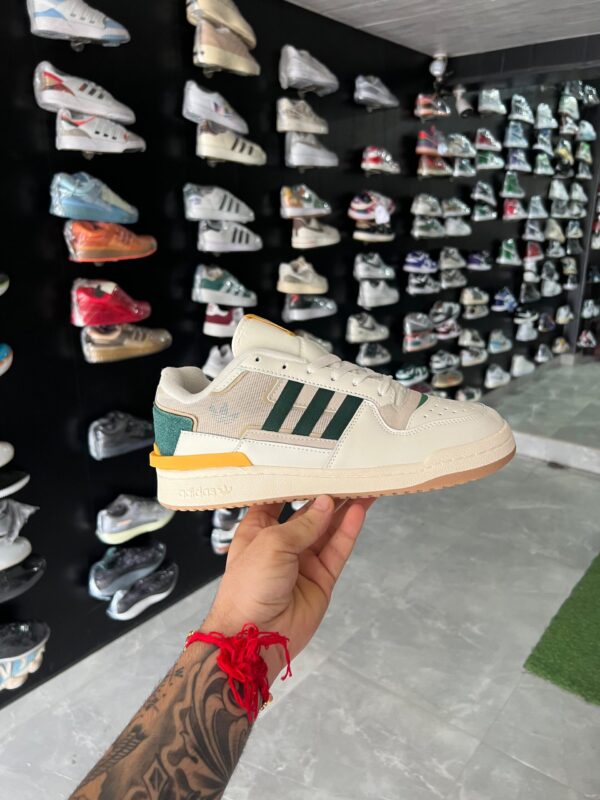 Adidas Forum 84 Shoes - Low