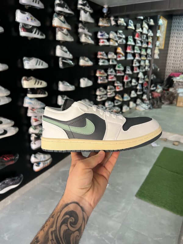 1st Copy Air Jordan
