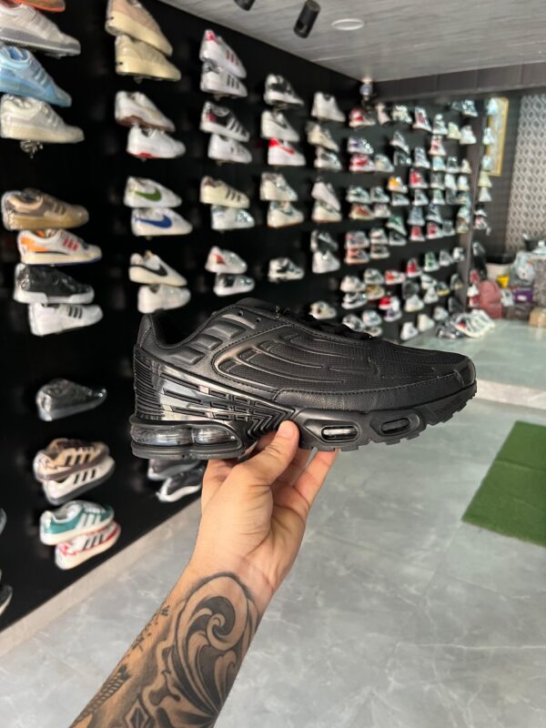 1st Copy Nike Shoes