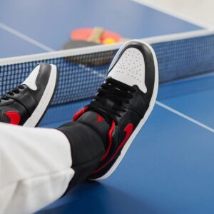 Sneaker First Copy
