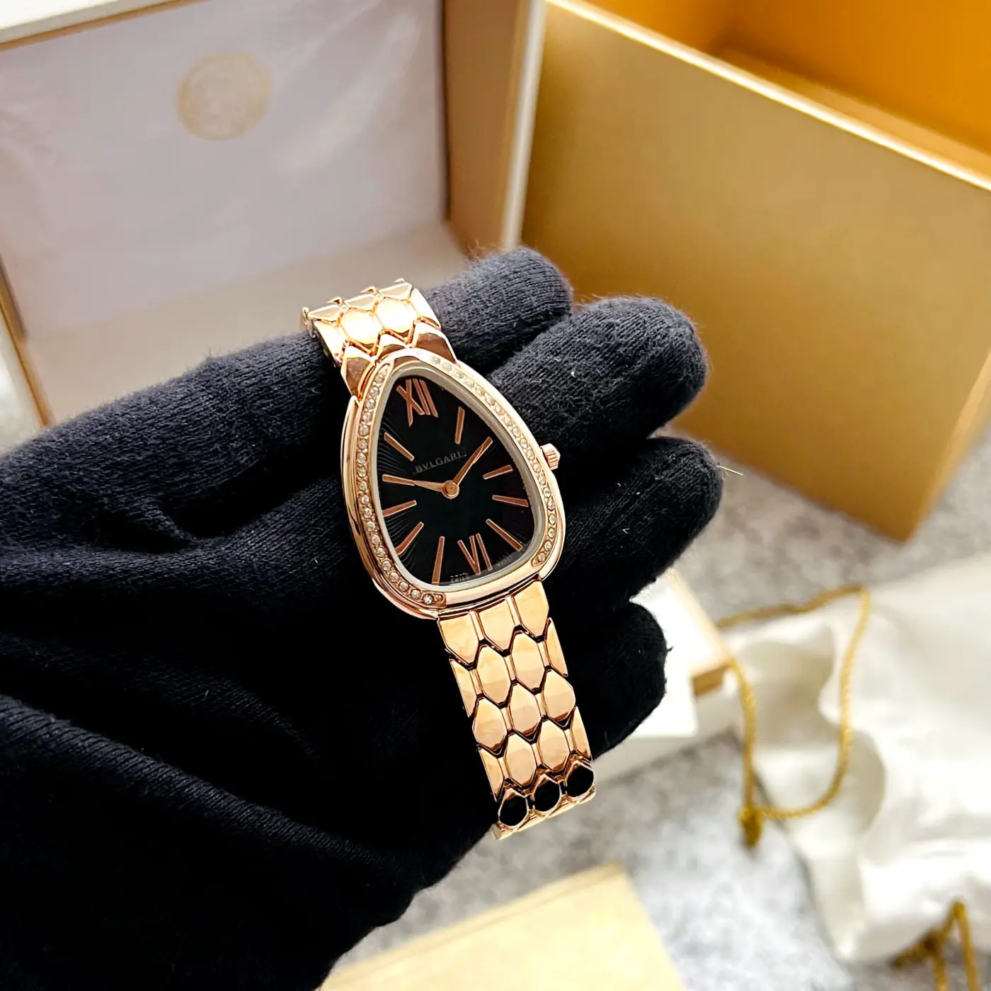 BVLGARI First Copy Watch - Elegant Serpenti Seduttori for Her