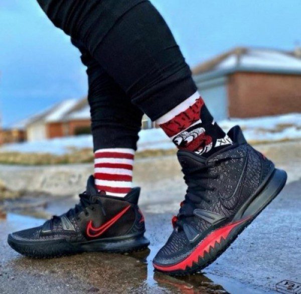 KYRIE 7 BRED Men First Copy Shoes - Lightweight