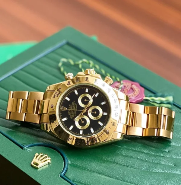 Rolex Copy Watch Daytona Golden for Men - Premium Style
