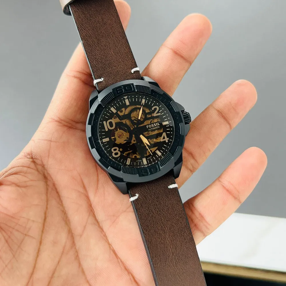 buy-classic-fossil-watch-for-men-zs571.webp