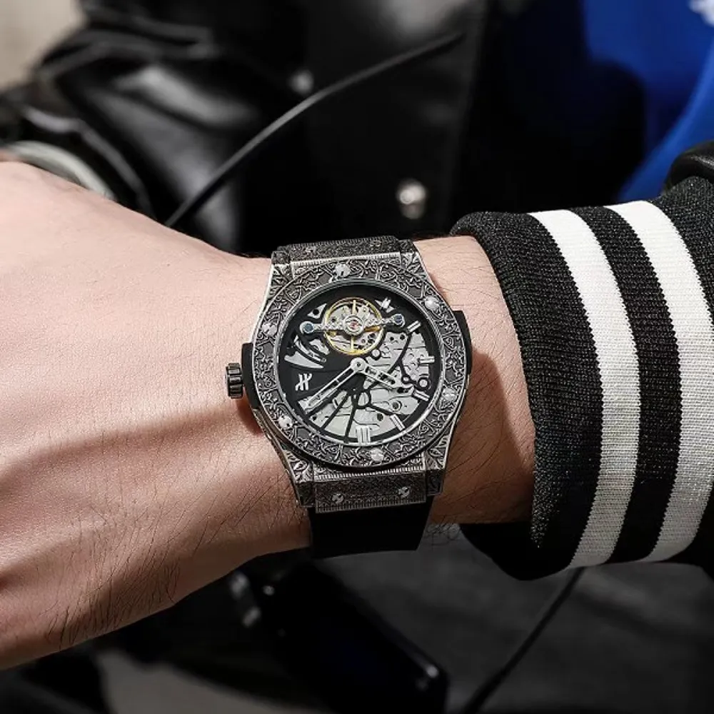 buy-classic-hublot-big-bang-watch-for-men-ll549.webp