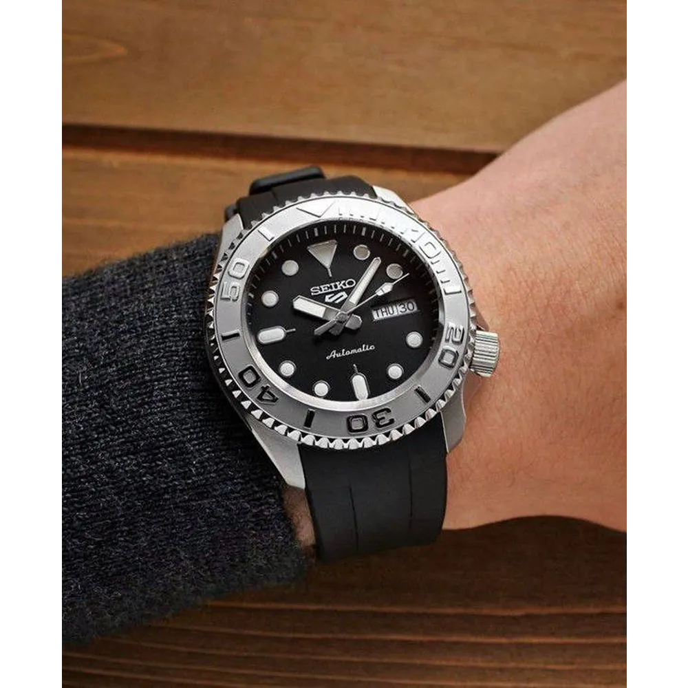 buy-classic-seiko-watch-for-men-laz1276.webp