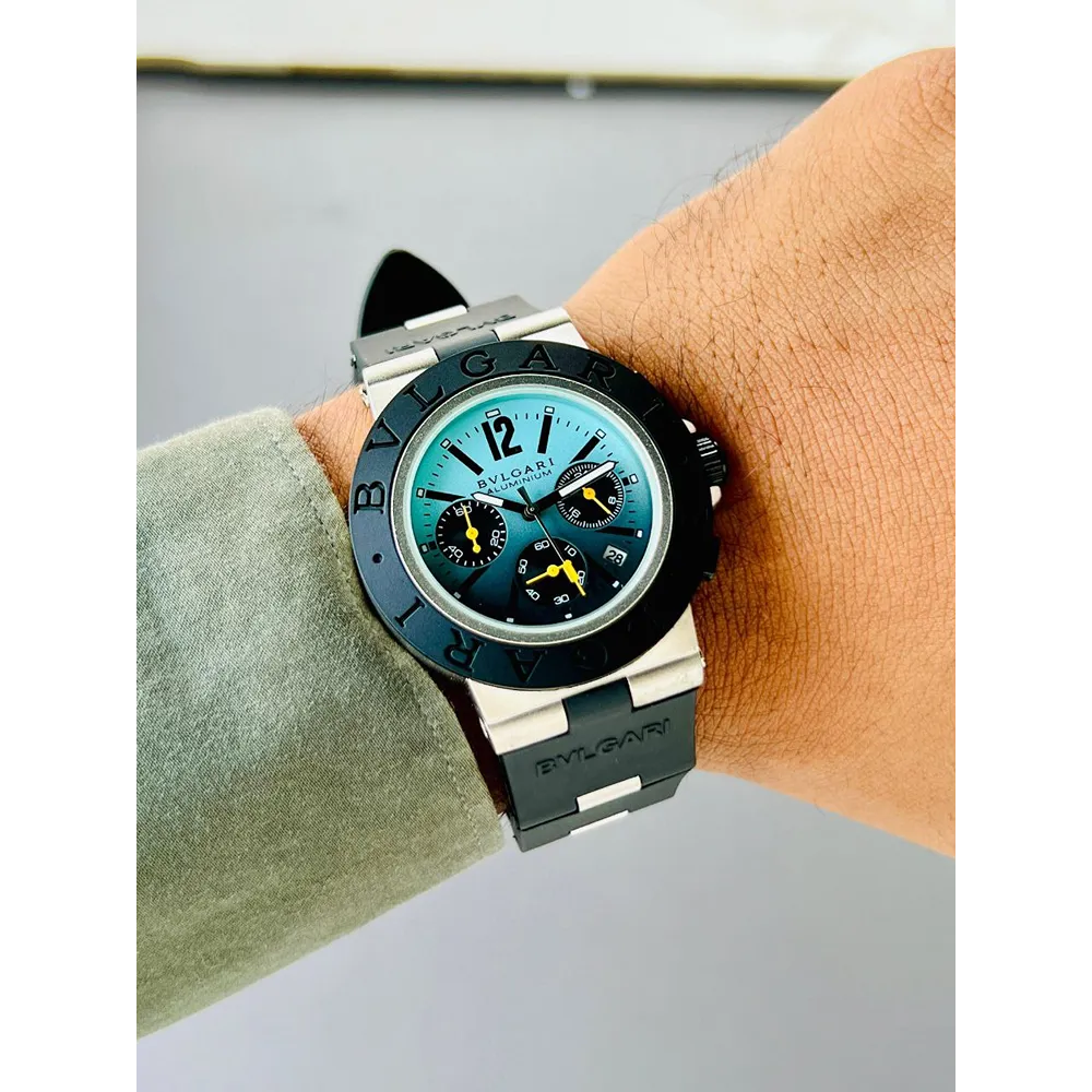 buy-classy-bvlgari-watch-for-men-sq317.webp