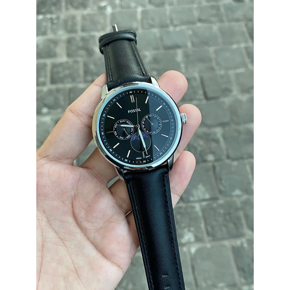 buy-classy-fossil-watch-for-men-sg8806.webp