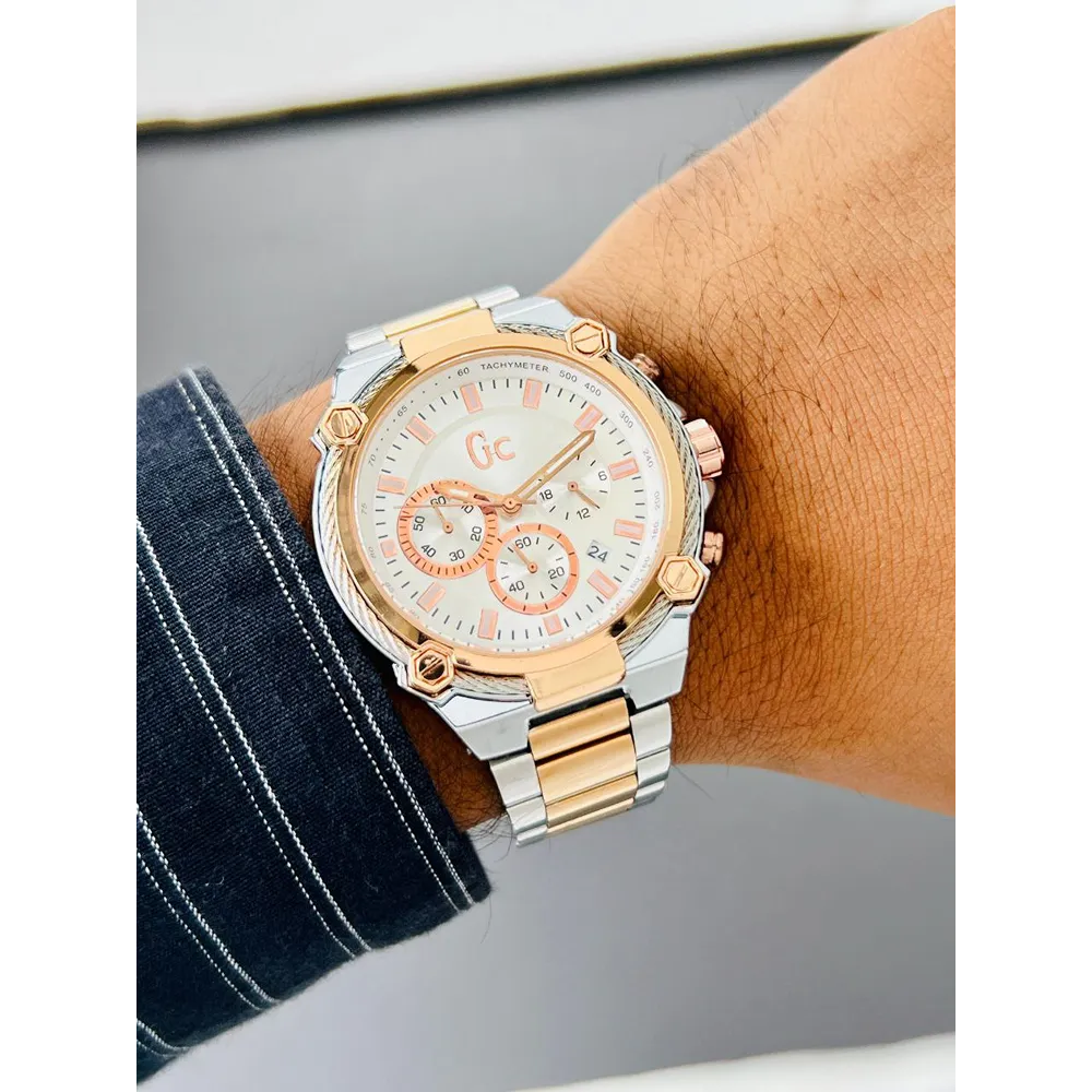 buy-classy-guess-collection-watch-for-men-zs568.webp