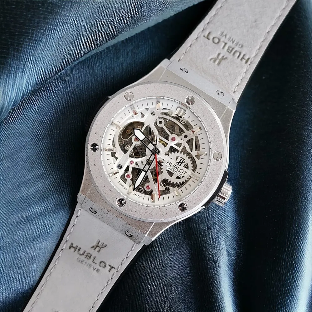 buy-classy-hublot-watch-for-men-sg8787.webp