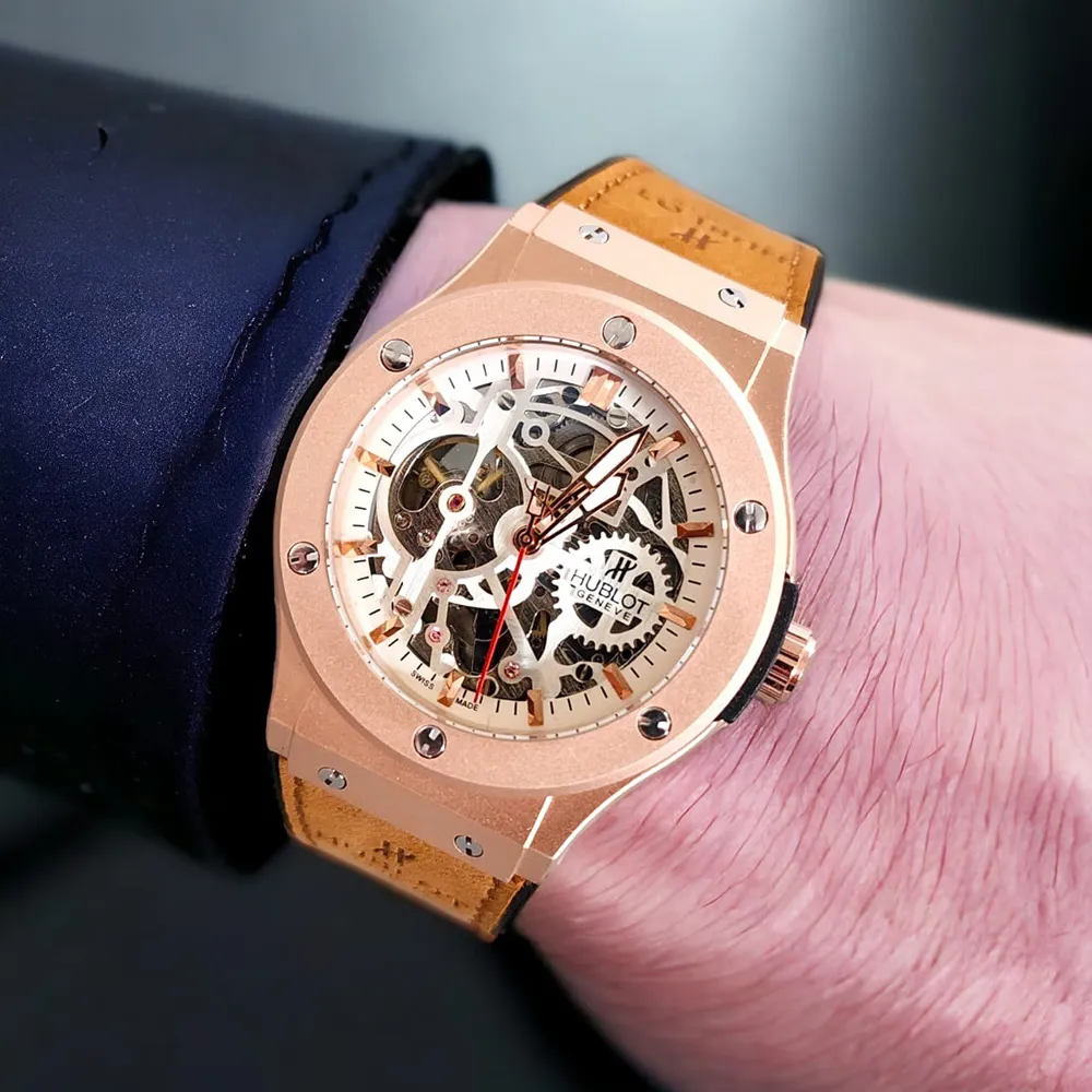 buy-classy-hublot-watch-for-men-sg8788.webp
