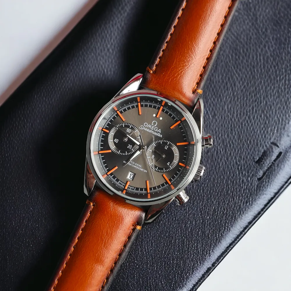 buy-classy-omega-speedmaster-watch-for-men-cso1777.webp