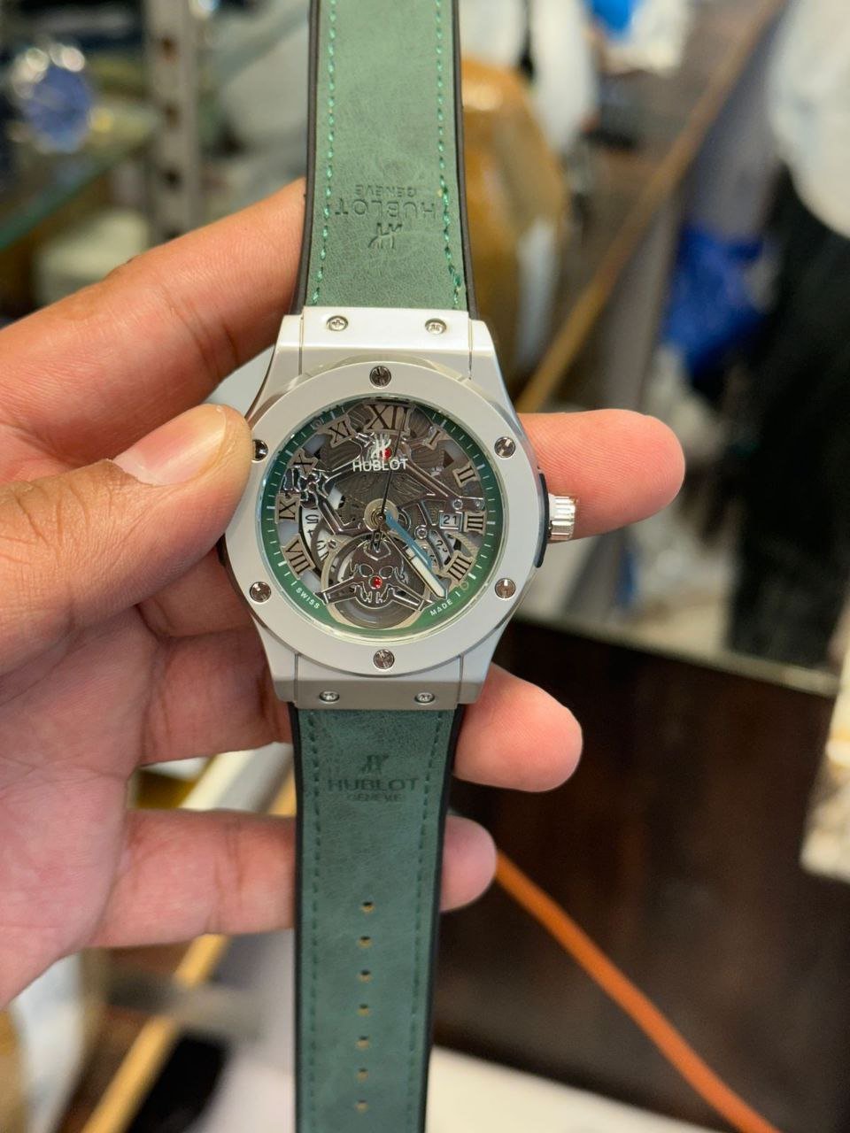 buy-imported-hublot-watch-for-men-zs837.jpg