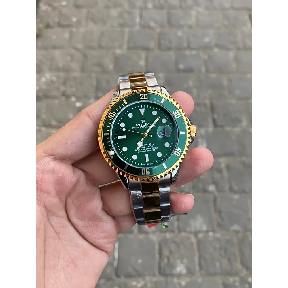 buy-luxurious-rolex-watch-for-men-sg8830.webp