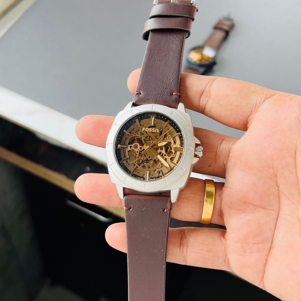 buy-premium-fossil-watch-for-men-zs681.jpg