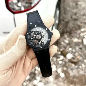 Buy First Copy Hublot Watch For Men (CS4393)
