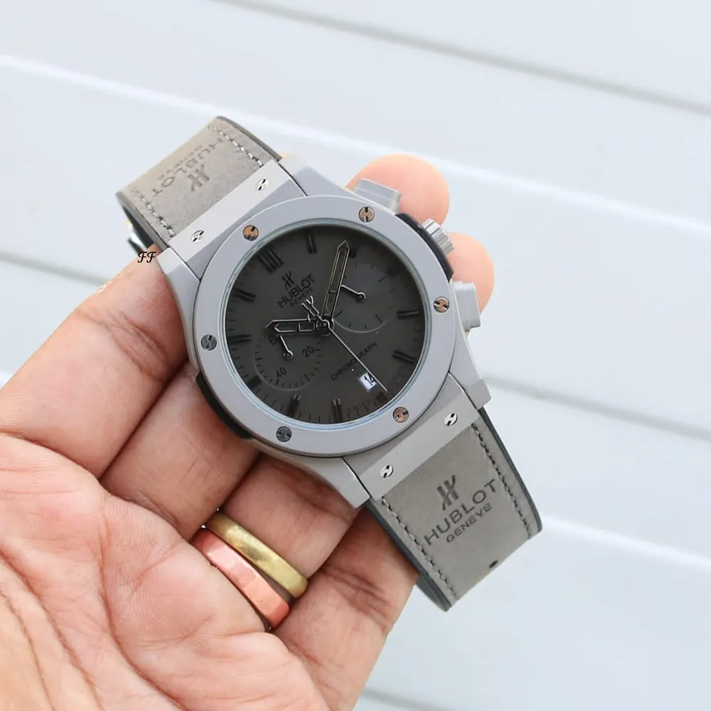 buy-premium-hublot-watch-for-men-ic202.webp