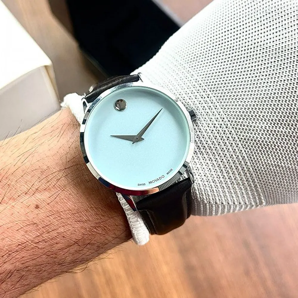 buy-premium-movado-watch-for-men-sfs1675.webp