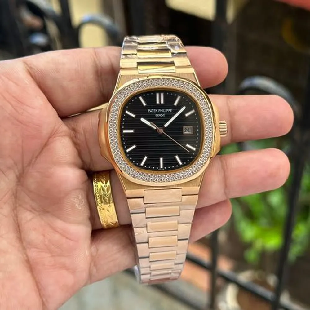 buy-premium-patek-philippe-watch-for-men-uns852.webp