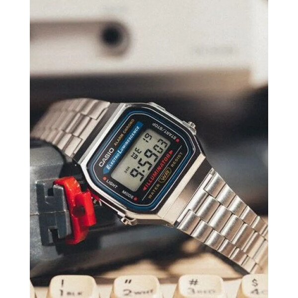 buy-stylish-casio-vintage-watch-for-men-luc132-1.jpg