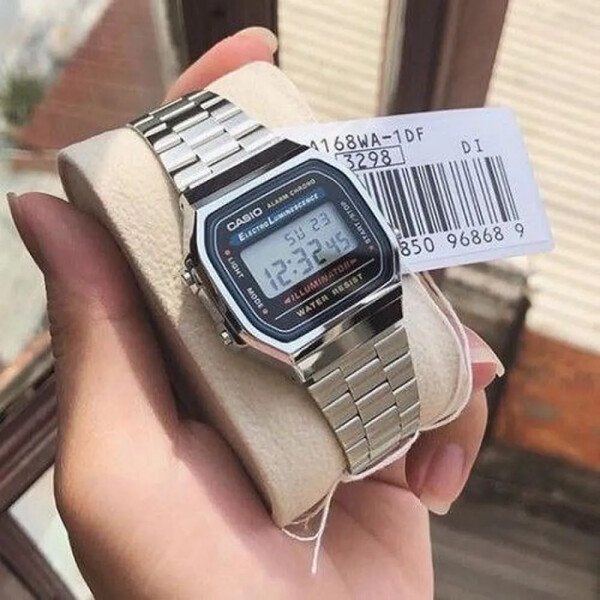 buy-stylish-casio-vintage-watch-for-men-luc132-2.jpg