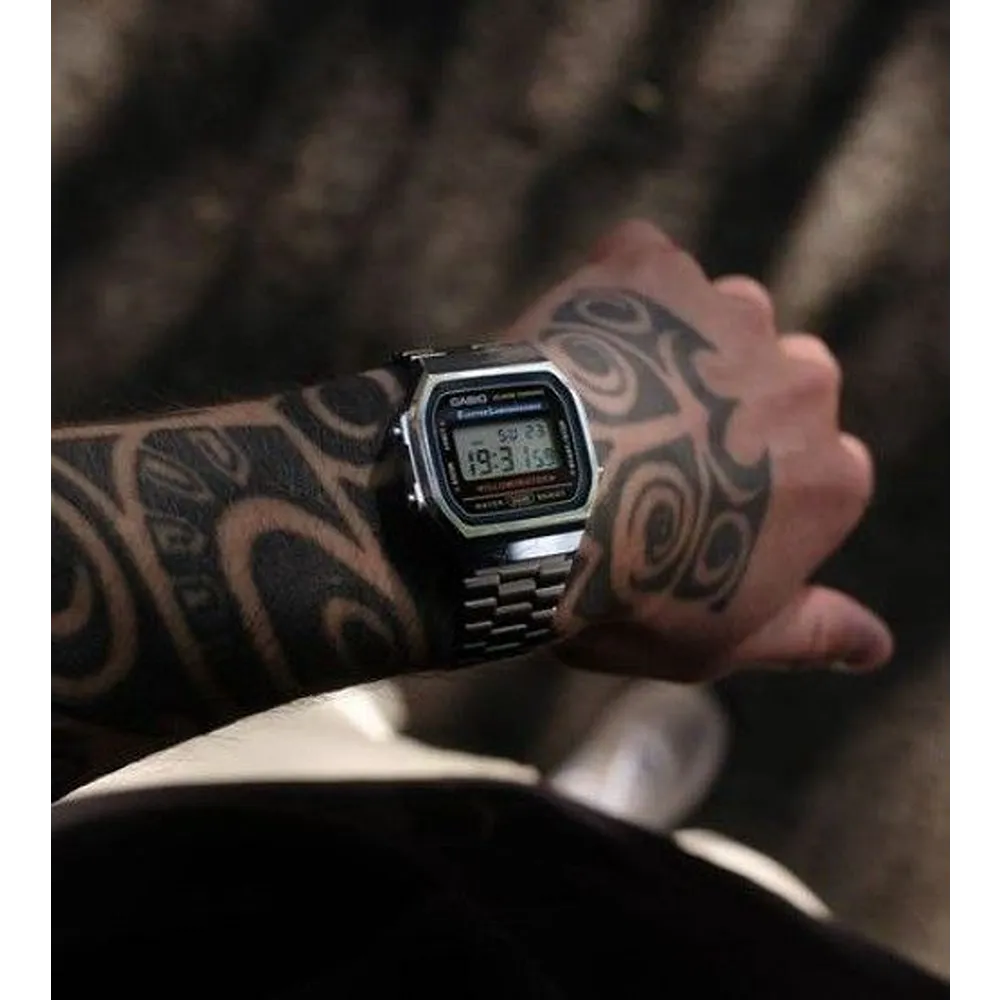 buy-stylish-casio-vintage-watch-for-men-luc132.webp