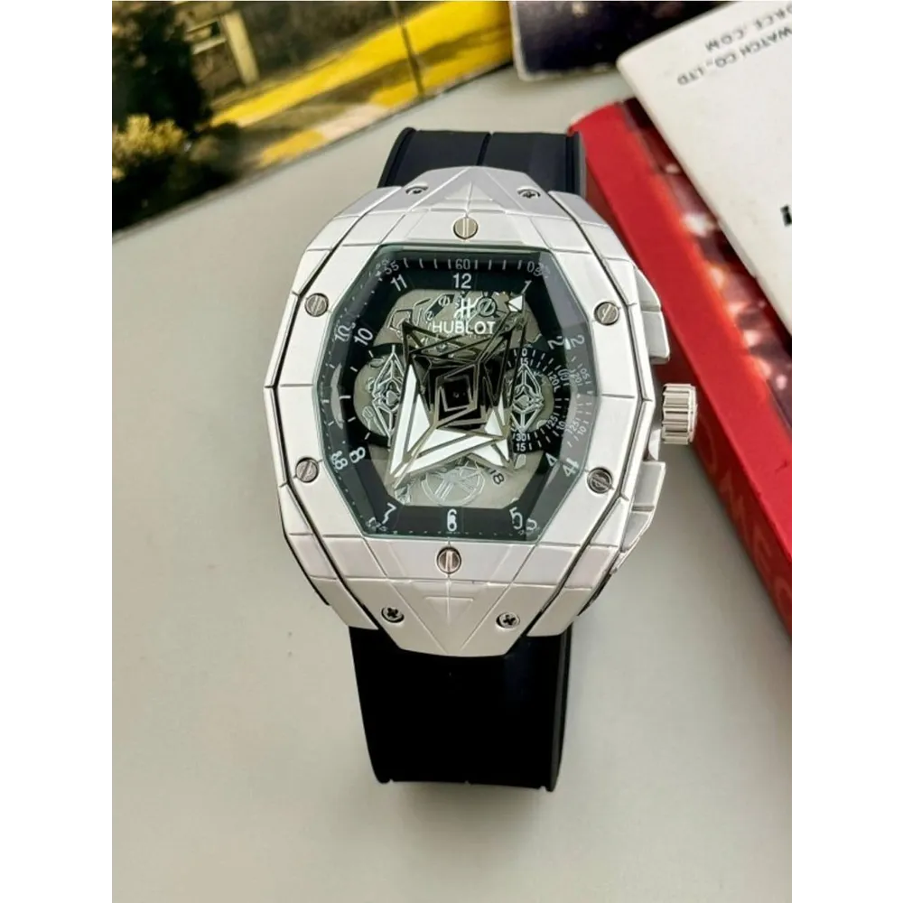 buy-stylish-hublot-watch-for-men-afw18.webp