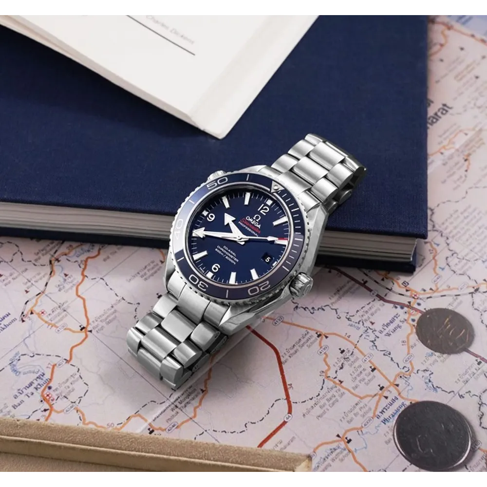 buy-stylish-omega-speedmaster-watch-for-men-cso1811.webp