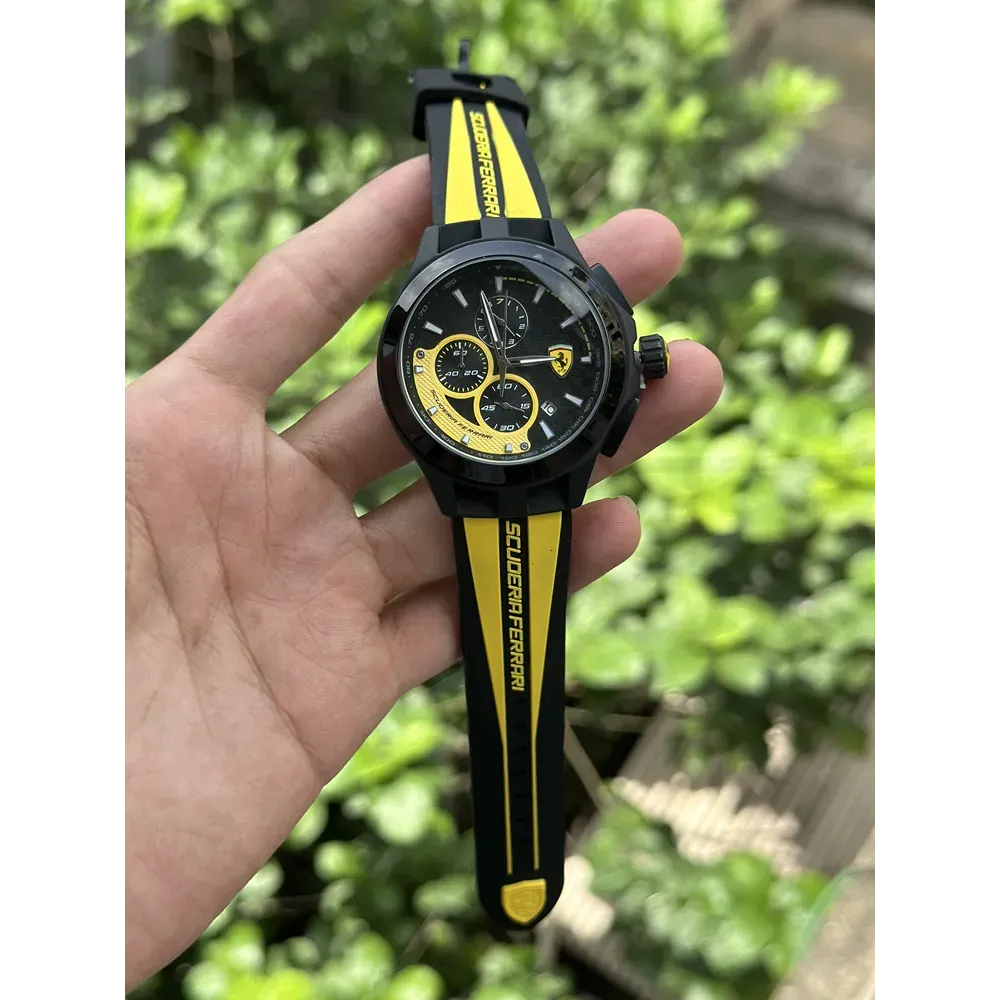 buy-stylish-scuderia-ferrari-watch-for-men-bh859.webp