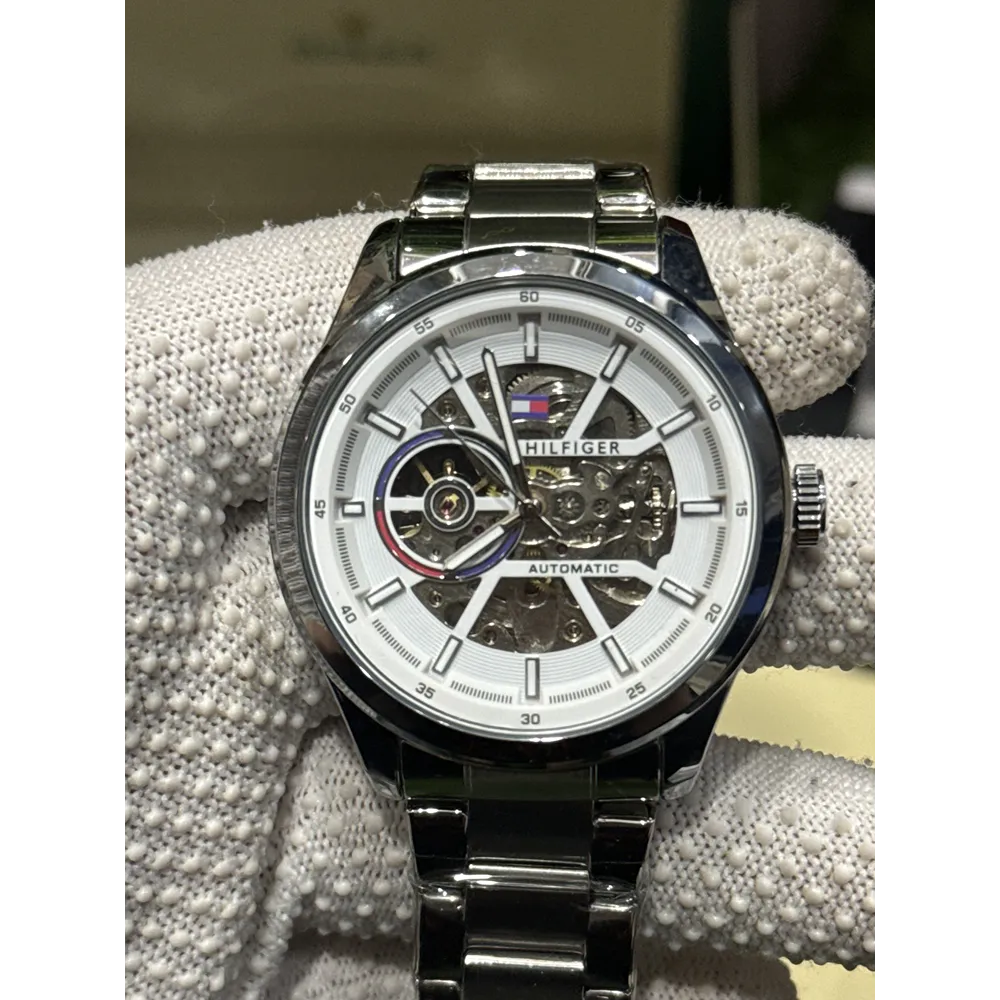 buy-stylish-tommy-hilfiger-watch-for-men-rf426.webp