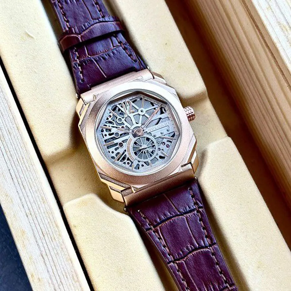 buy-trendy-bvlgari-watch-for-men-brh57.webp