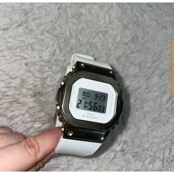 buy-trendy-g-shock-watch-for-men-cs4525-1.jpg
