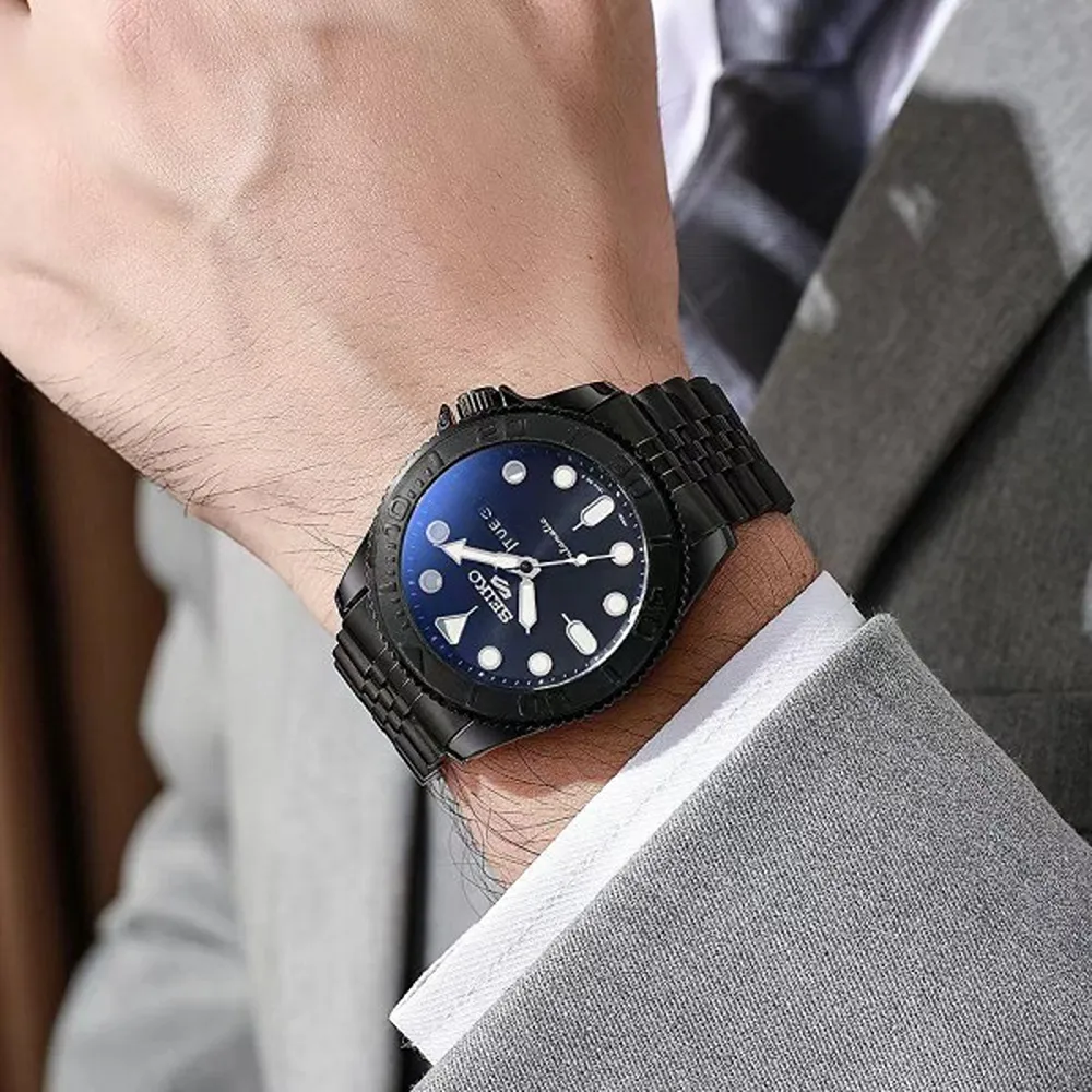 buy-trendy-seiko-watch-for-men-scp176.webp